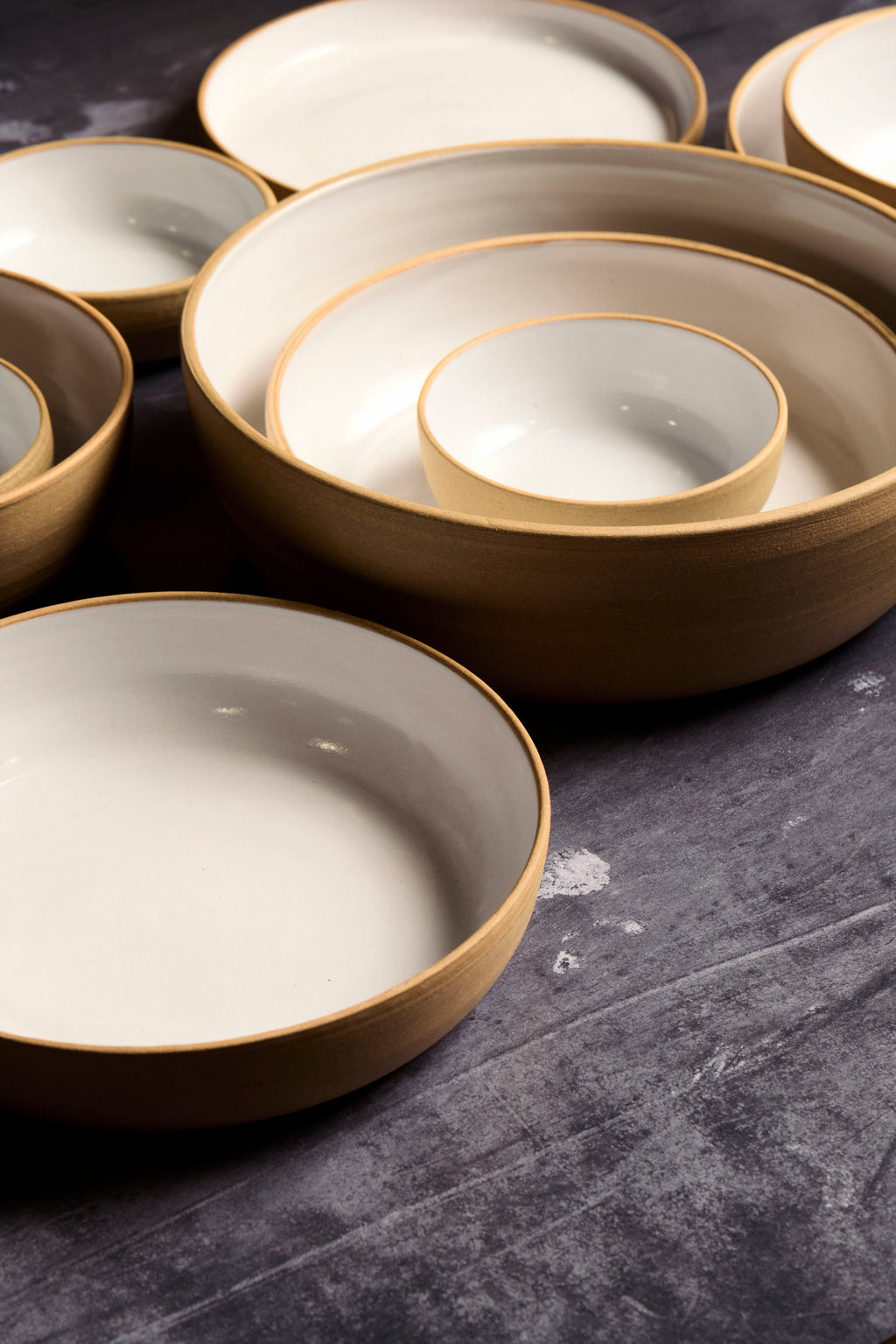 Medium Serving Bowl - Warm Brown Stoneware / White Gloss